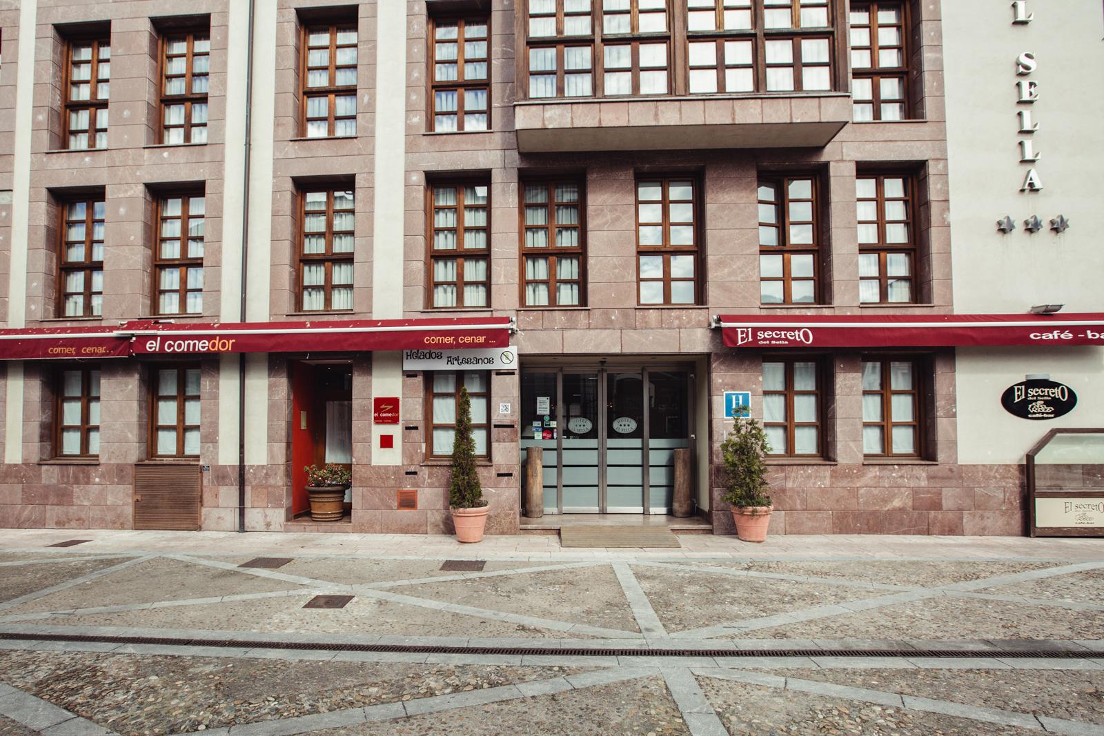 Hotel El Sella Cangas de Onis Ngoại thất bức ảnh