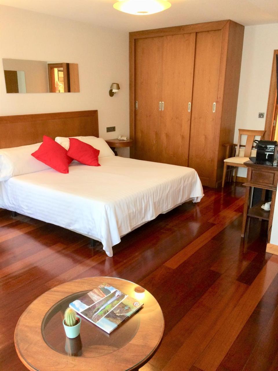 Hotel El Sella Cangas de Onis Ngoại thất bức ảnh